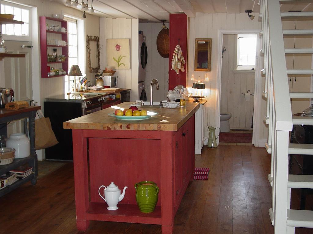 La Maison Ancestrale Guerard Saint-Laurent-de-l'ile d'Orleans Room photo